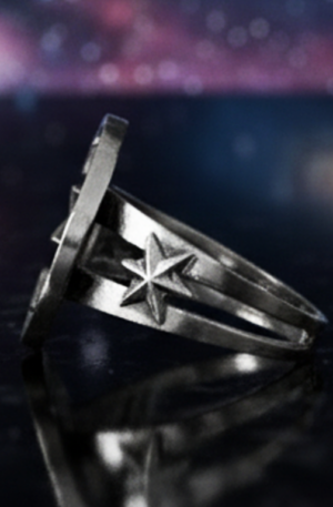 Perfil de anillo de luna creciente en plata 925 con estrellas, diseño simbólico celestial